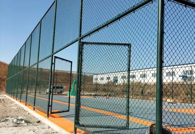 安平县共进金属丝网制品·运城篮球场围网护