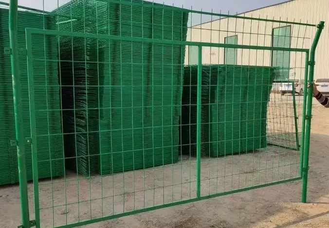 安平县炯腾丝网制品·运城双边丝护栏网高速