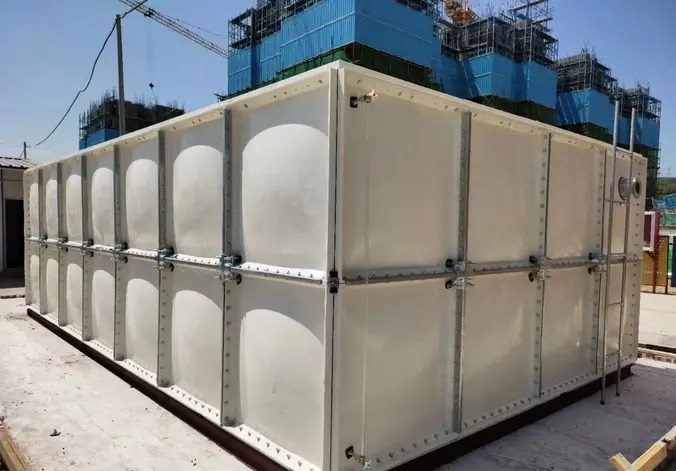 河北壹业环保设备· 玻璃钢水箱不锈钢水箱